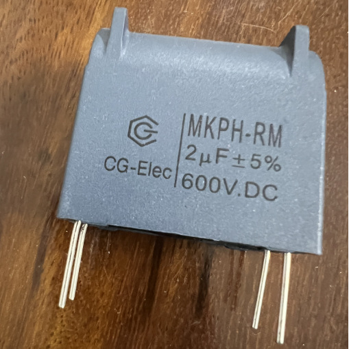 安规电容205 2.0uf 600V 四脚 脚距：37.5mm、侧面脚距10mm