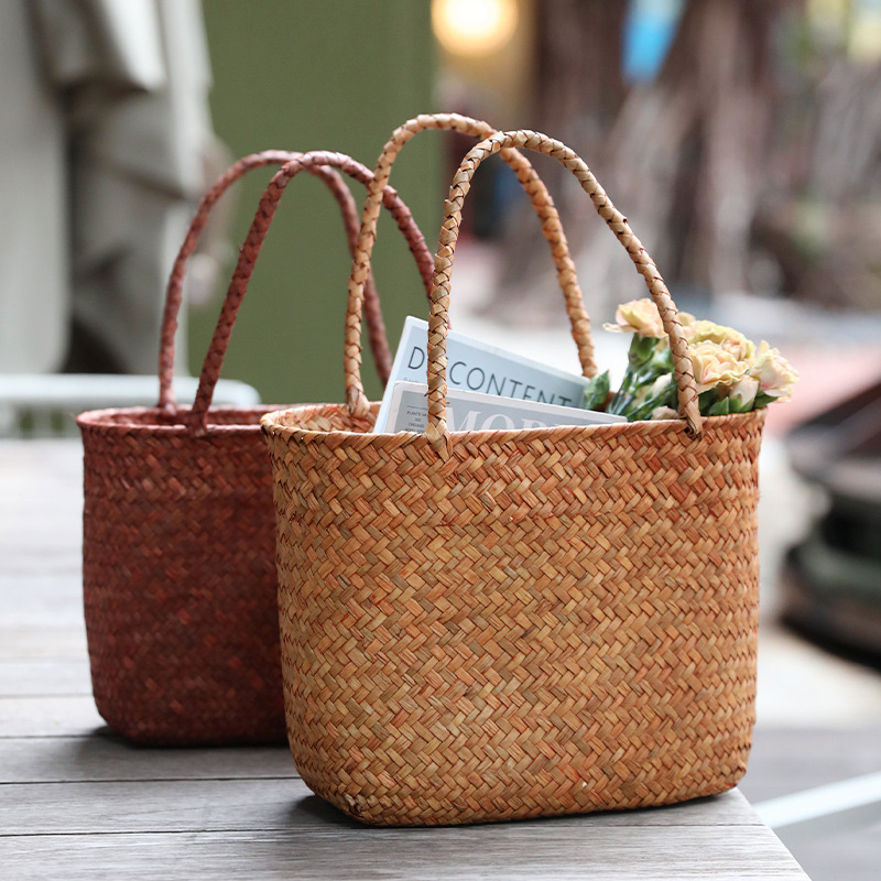 Outdoor picnic basket picnic basket photo flower basket props rattan grass woven pet handbag mid-autumn festival gift basket