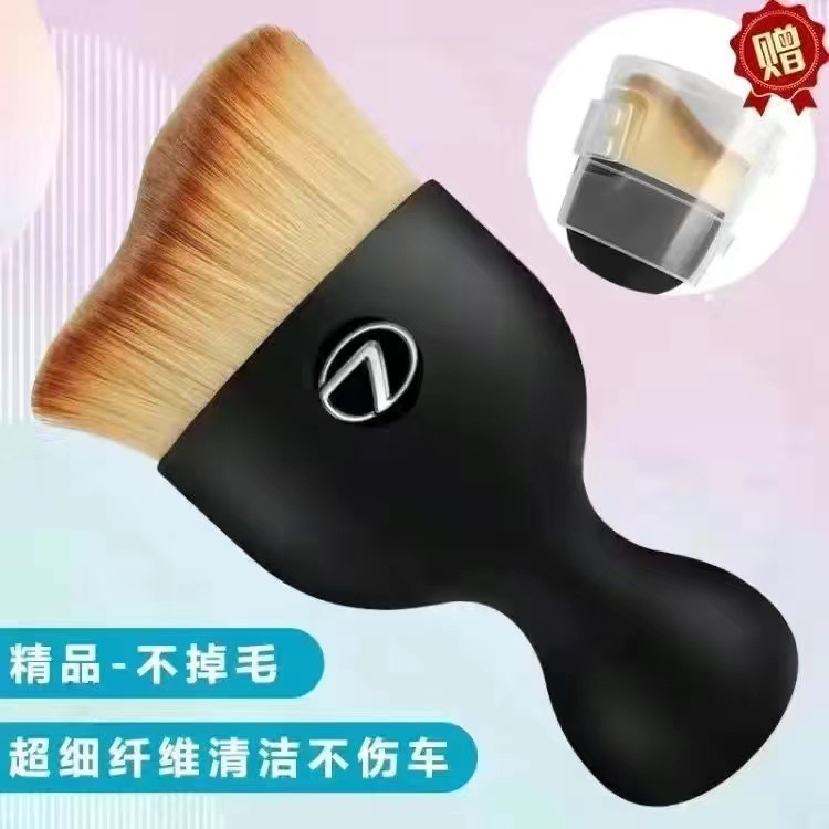 먼지 커버가 있는 렉서스