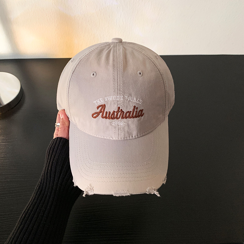 Sombrero de béisbol amarillo leche bordado de letras, sombrero ancho para mujeres, sombrero de lengua de pato, estilo coreano, sombrero de agujero de agujero, moda