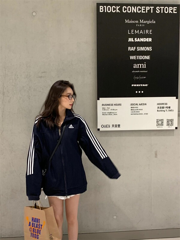 QQ糖国版三条杠刺绣外套休闲运动装男女长袖百搭情侣时尚拼接夹克|undefined
