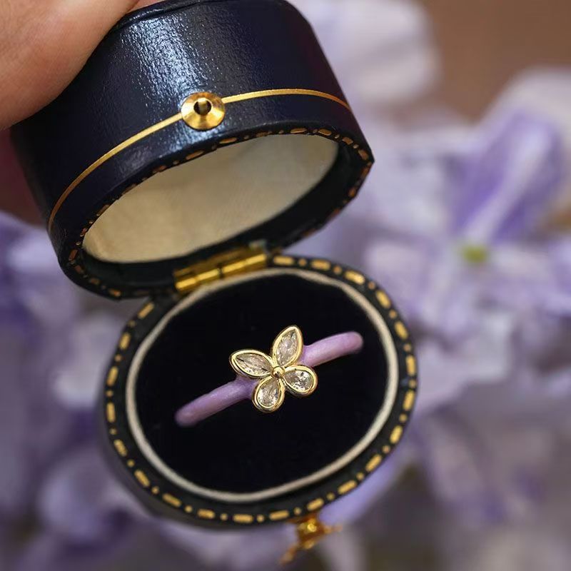 軽奢氷河超白ジルコンブルーリング女性向けニッチデザイン人差し指リングシンプル高級感指輪卸売