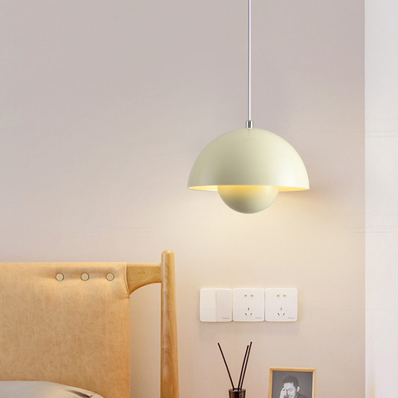 Brotes de flores daneses restaurante candelabro bar dormitorio cabecera simple pasillo rojo moderno nórdico crema viento pequeño candelabro