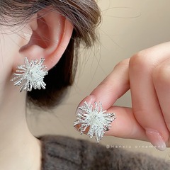 超フラッシュタンポポピアス軽贅沢高級感秋冬気質イヤリング絶美小衆独特ジルコン耳飾り