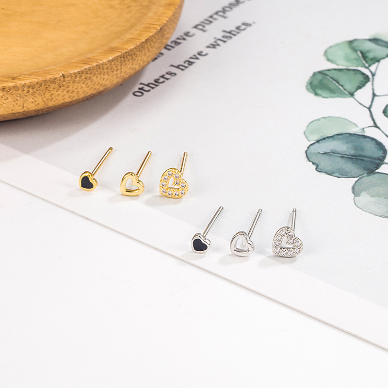 Pendientes encantadores incrustados en diamantes para mujeres 2022 nuevos pendientes de alto grado de nicho de moda pequeños exquisitos mini espárrago de hueso de oreja