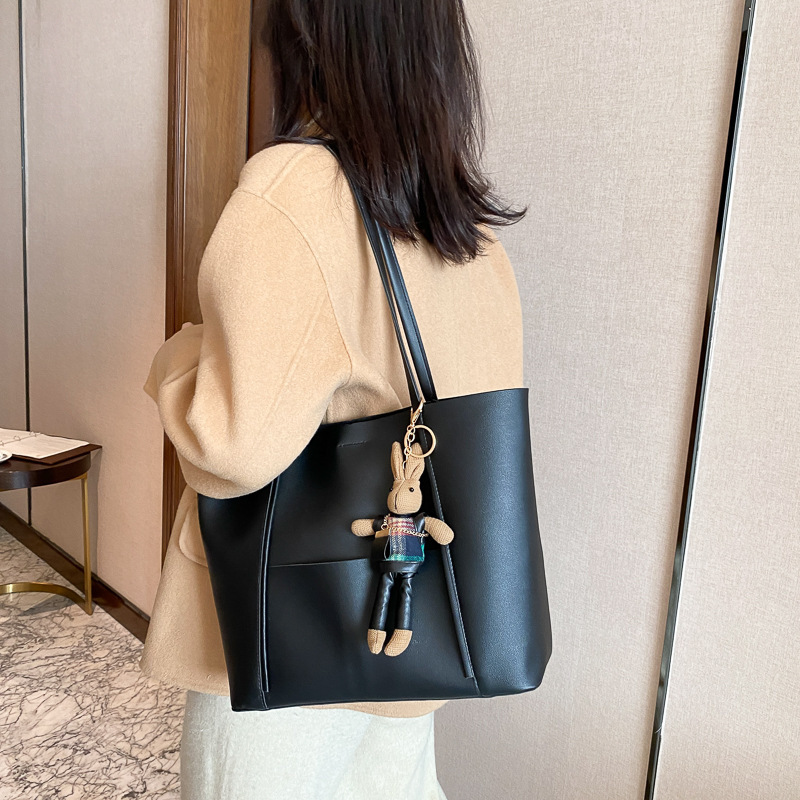 Bolsa de gran capacidad simple para mujeres 2022 otoño y invierno nueva moda universitaria bolsa de hombro bolsa de mano bolsa de mano