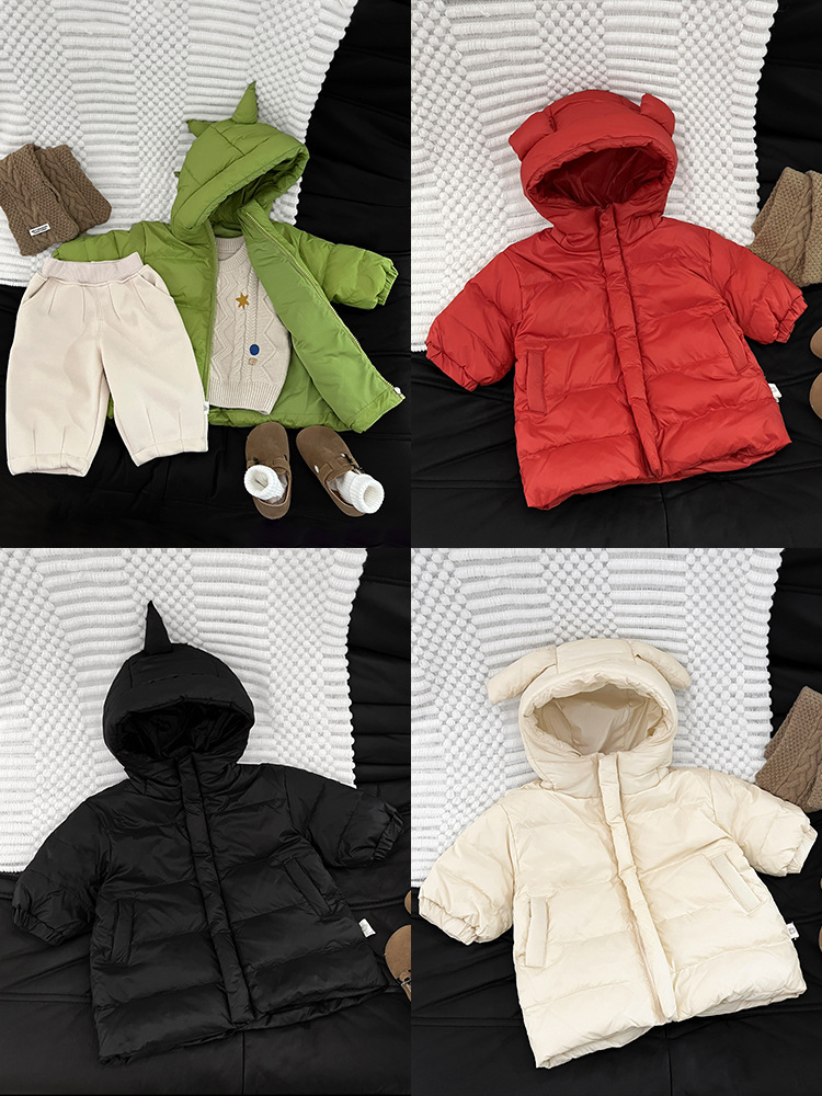 Trajes de invierno para bebés nuevos tipos de ropa de invierno para bebés delgada y ligera chaqueta de plumón blanco lindos dibujos animados ropa cálida