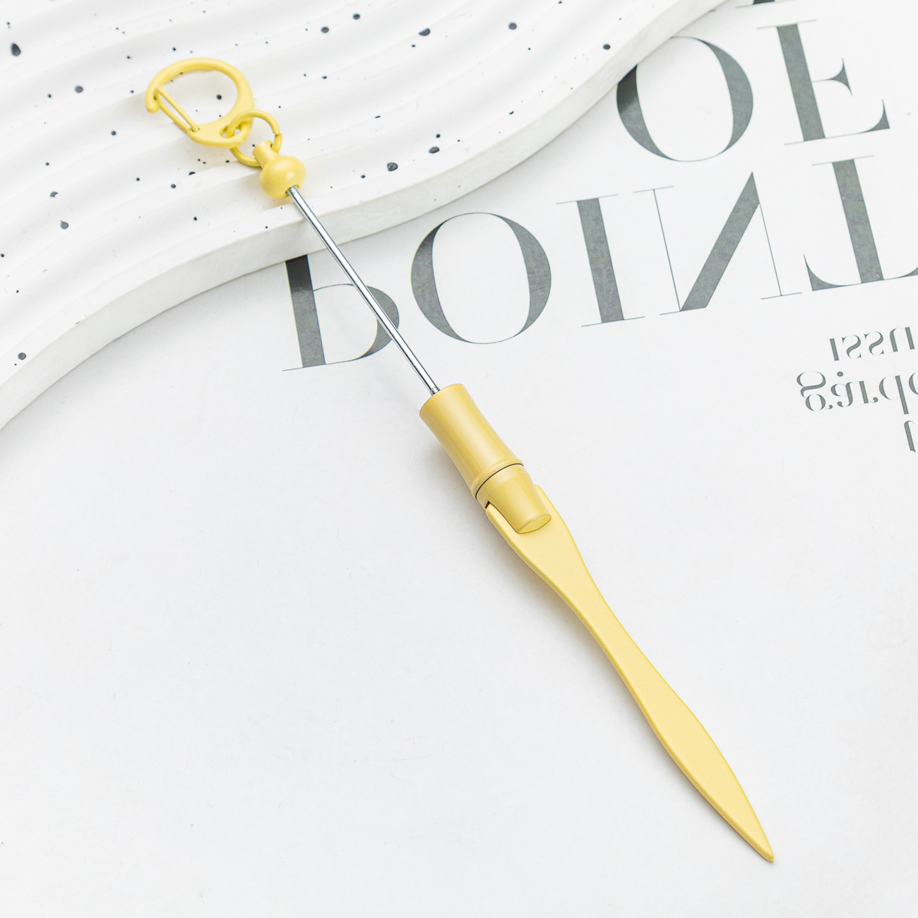 Nuevo abrecartas con cuentas de bricolaje, cortador de papel de metal multifuncional, llavero, desmontador de cartas exprés portátil para exteriores