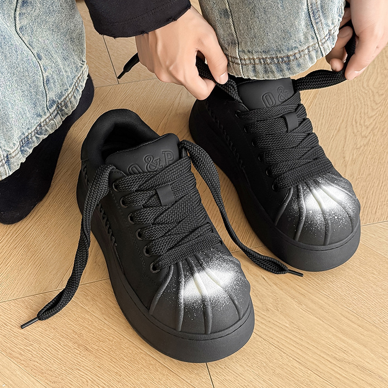 Trendy Black Versatile Casual Platform Sneakers with Shell Toe for Men and Women
