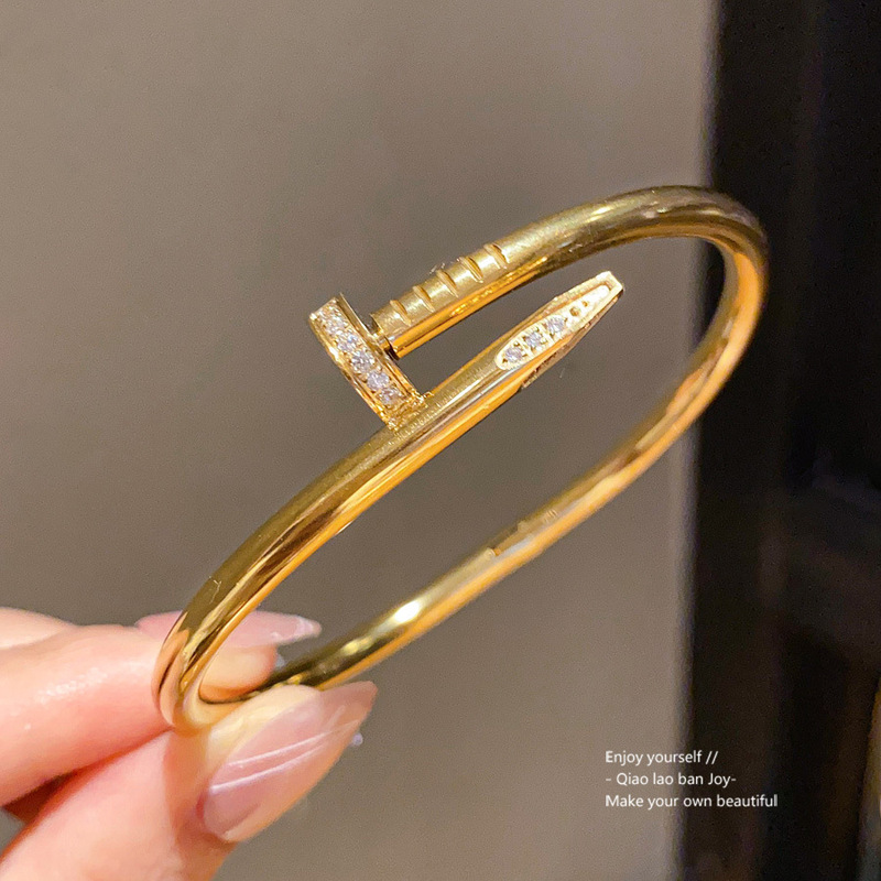 Stainless Steel Zircon Nail Cross Buckle Bracelet Niche Design Simple Bracelet Accessible Luxury High-End Bracelet for Women