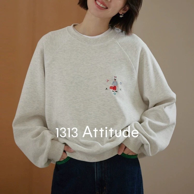 [in stock] 1313 fun embroidered cloud white gray casual sweater comfortable pullover loose slim raglan sleeve top