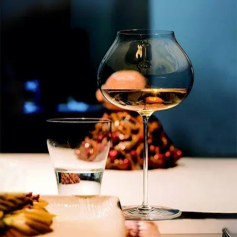 罗娜洋葱杯勃艮第红酒杯白葡萄酒杯水晶高脚杯子家用高颜值轻奢杯