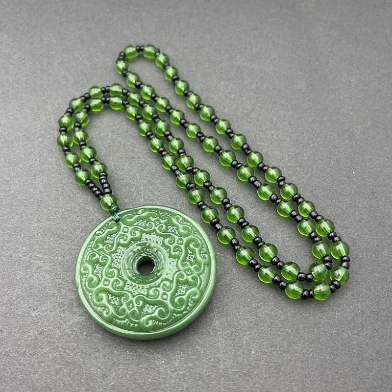 짙은 녹색 볼 목걸이 + 양면 파스파르투