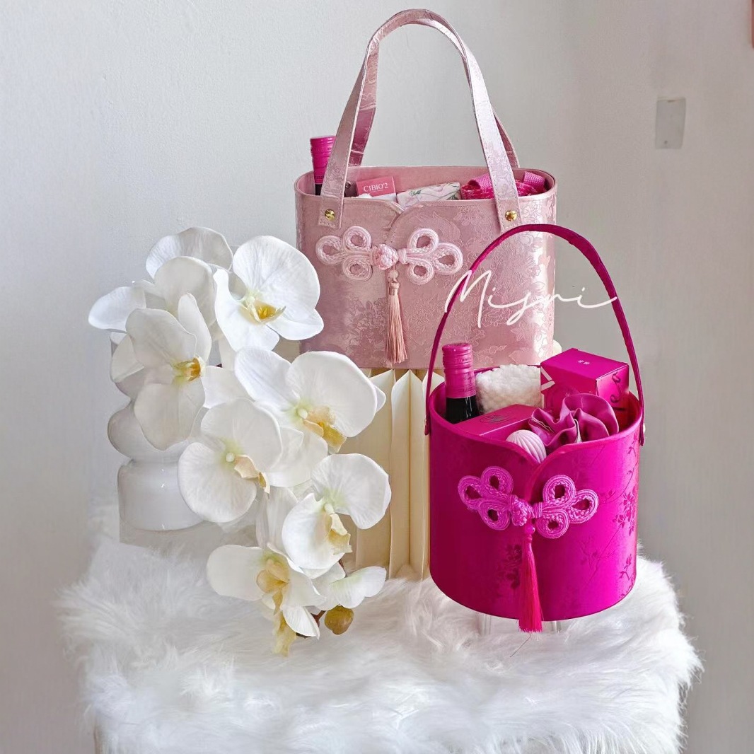 Nuevo estilo chino retro flange brocade satin abrazar barril de boda regalo de cumpleaños regalo de boda de negocios caja de regalo