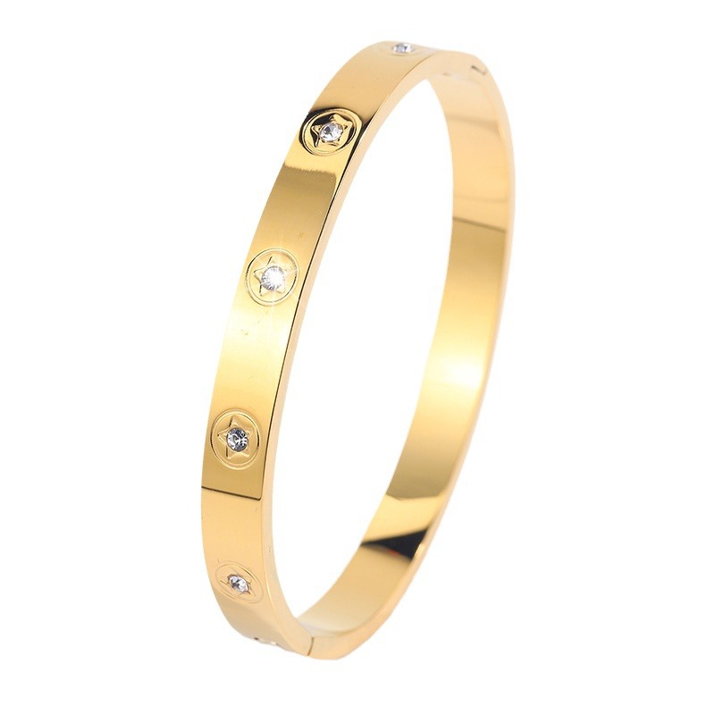 Brazalete de acero de titanio de diseño personalizado de diamante de pentacos no se desvanece pulsera de niñas de alto nivel pulsera de 18k