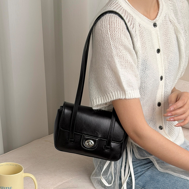 Top Grain Cowhide Leather Messenger Bag 2026 New Arrival Luxury Shoulder Small Square Bag Genuine Leather Versatile Niche Underarm Commuter Bag - Thumbnail 8
