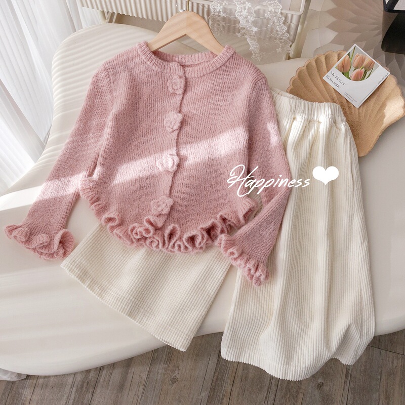 Girls' suit Korean Style Solid Color Sweater Gentle Lace Knitted Cardigan Spring and Autumn New Simple Straight Casual Pants Trendy Girls' suit Korean Style Solid Color Sweater Gentle Lace Knitted Cardigan Spring and Autumn New Simple Straight Casual Pants Trendy