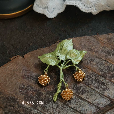 Vintage Lily of the Yaxa sancaqları - style-2