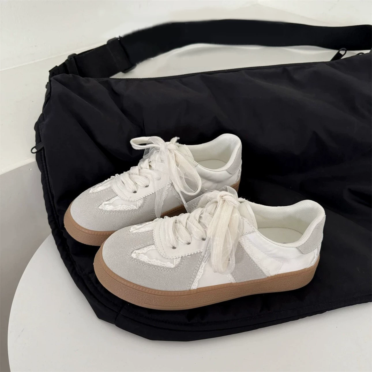 6504 Кружевные тренировочные туфли Sweet Moral для женщин 2024, весна и лето, новые дышащие балетки с низким верхом и плоской подошвой, самая легкая для повседневного использования