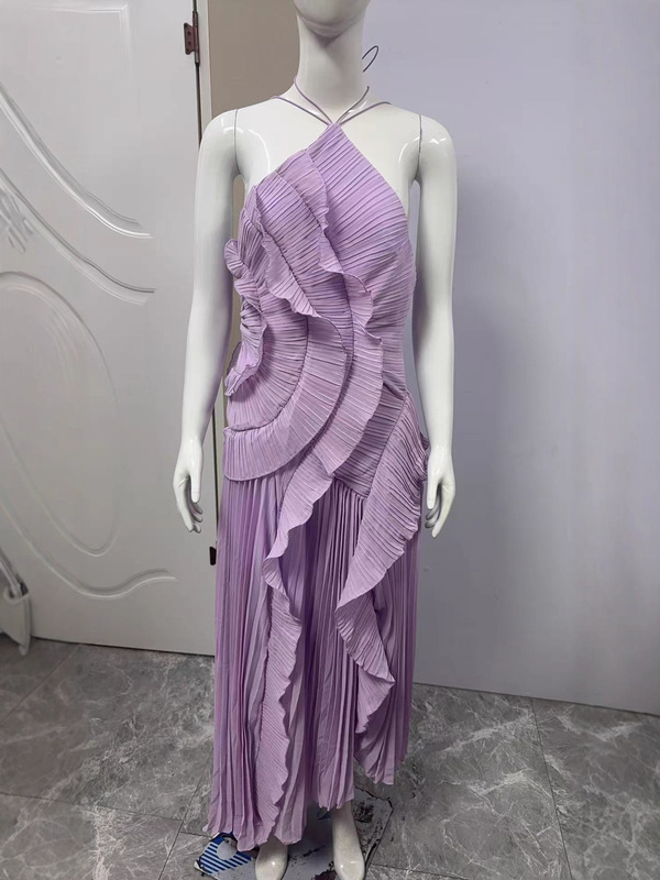 Cross-Border High-End Chiffon Dress for Women, Ruffled Pleated Design, Slimming Mid-Length Dress, European and American Fast Fashion Cross-Border High-End Chiffon Dress for Women, Ruffled Pleated Design, Slimming Mid-Length Dress, European and American Fast Fashion