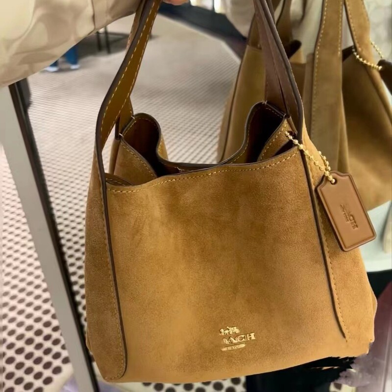 Kou's hadley 21 Vegetable Basket Commuter All-match Portable Crossbody Bag Large Capacity Simple High-grade Leather Women's Bag Kou's hadley 21 Vegetable Basket Commuter All-match Portable Crossbody Bag Large Capacity Simple High-grade Leather Women's Bag