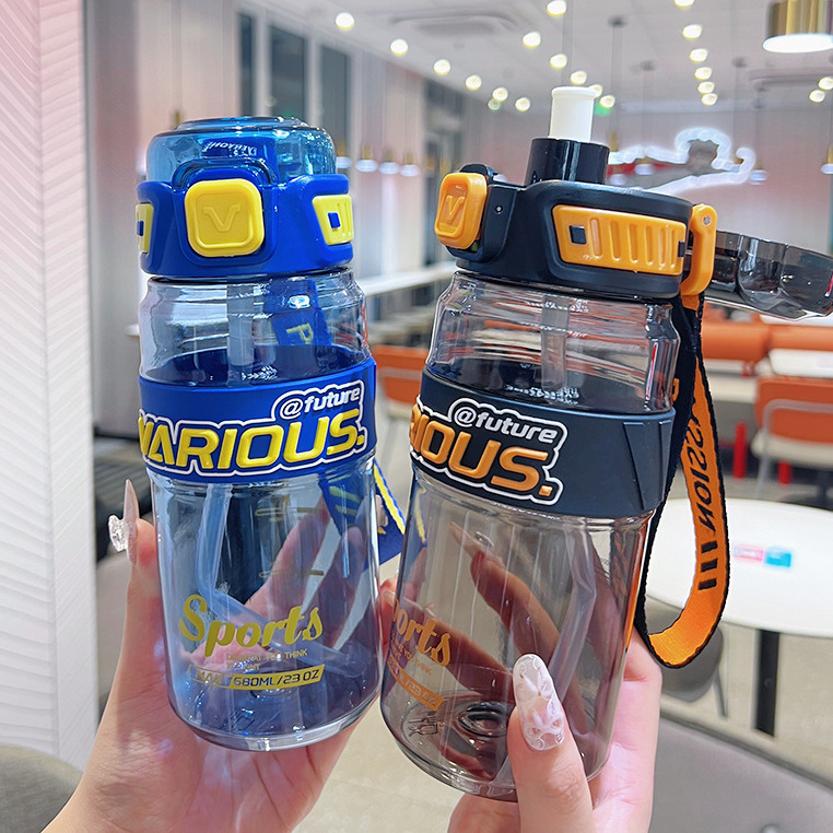 Yitong taza de agua portátil al aire libre nueva paja de plástico de dibujos animados de gran capacidad 950ml hervidor de plástico deportivo al aire libre