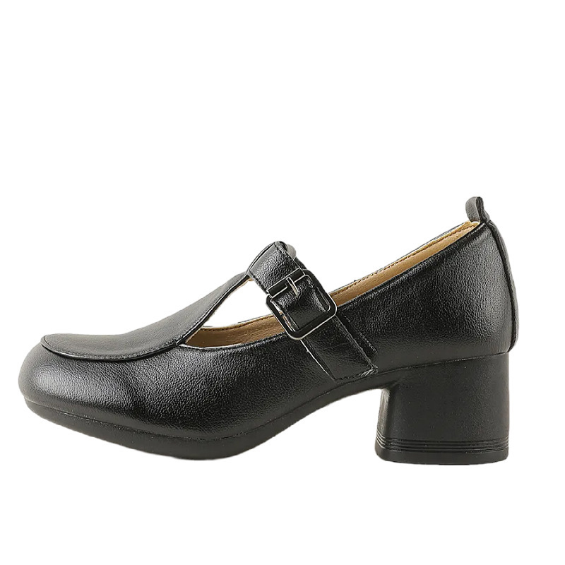 2026 zapatos casuales para madres zapatos suaves cómodos nuevos zapatos de cuero antideslizantes chinos de mediana edad zapatos de mujer