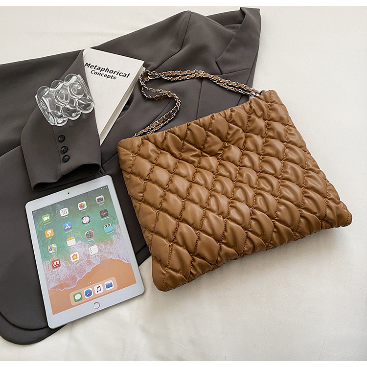 Große Gesteppte Tragetasche Für Damen Geräumige Lingge Schultertasche_voghion.com