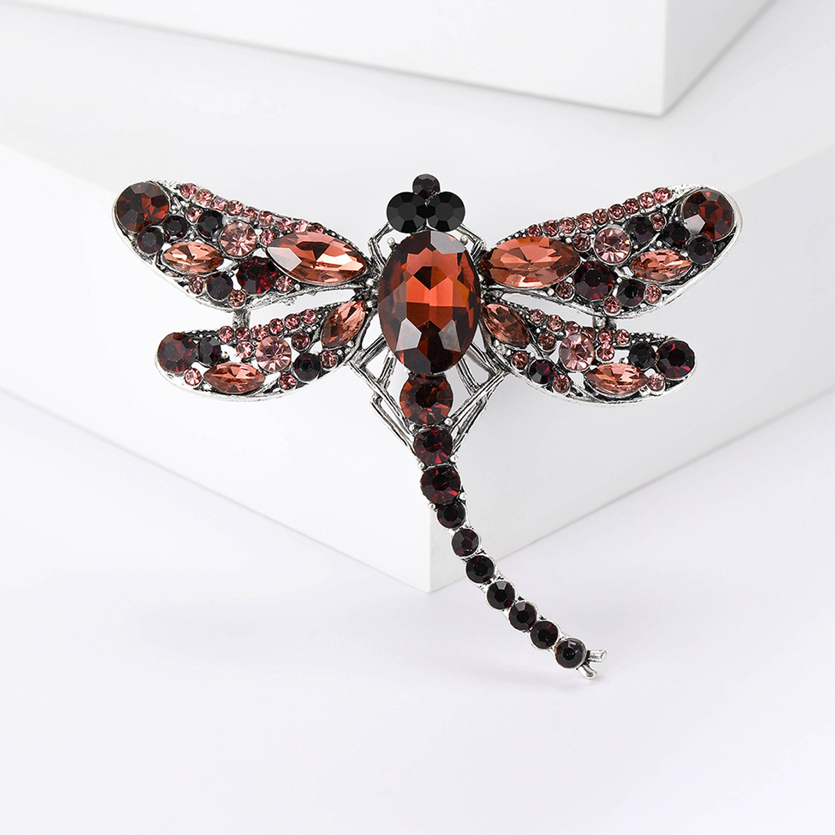 Casual Dragonfly Alloy Women's Brooches display picture 2