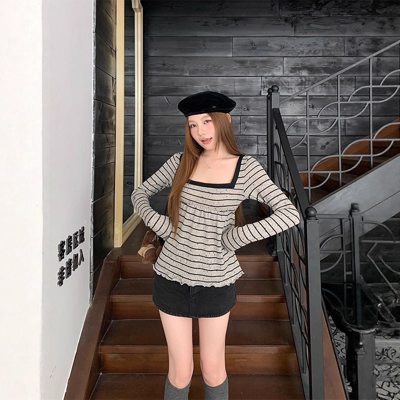 甜美风条纹方领长袖T恤女装春秋季小众木耳边显瘦内搭娃娃衫上衣