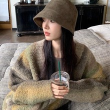 麂皮绒渔夫帽2025新款女秋冬季百搭大头围素颜气质遮脸水桶盆帽子