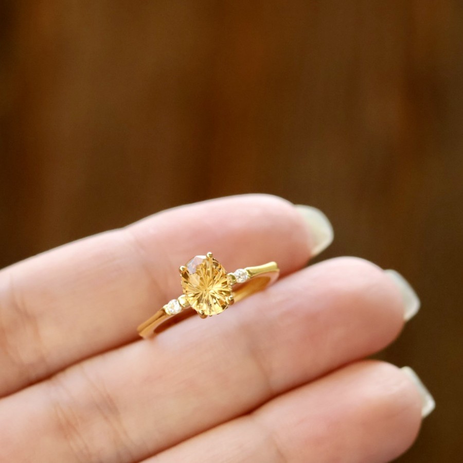 Anello donna in cristallo giallo naturale e argento sterling 925_voghion.com