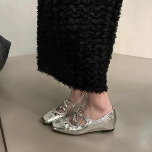 I 23404 Silver Mary Jane Shoes �����߆�Ь