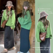 美式秋季套装一整套时尚宽松显白绿色字母圆领长袖卫衣上衣半身裙