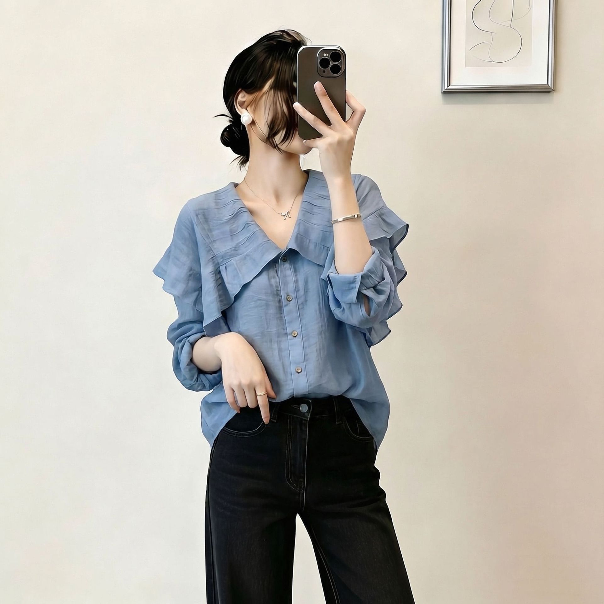 Áo sơ mi nữ dài tay mỏng nhẹ, phom thẳng vai, màu xanh dương – kiểu dáng mới mùa hè — xanh lam chi tiết 3