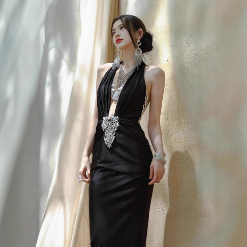 2025 New Autumn and Winter Backless Sexy Rhinestone Fishtail Dress Heavy Pleated Elegant Slimming Light Dress for Women
