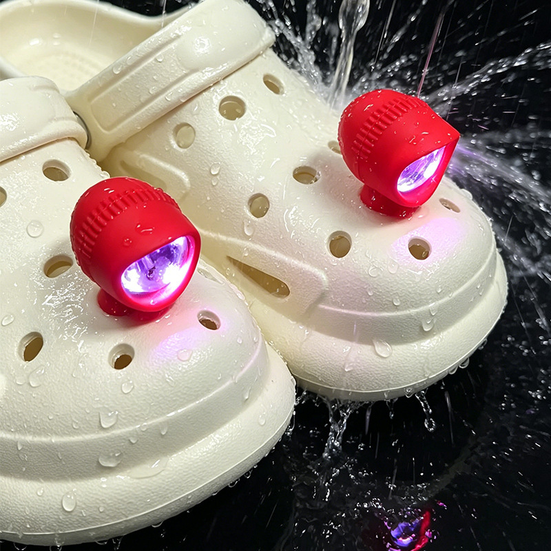 Vibrating LED lighting lights, searchlights, shoe decoration accessories, flashing lights for clogs, detachable small light-emitting parts Vibrating LED lighting lights, searchlights, shoe decoration accessories, flashing lights for clogs, detachable small light-emitting parts