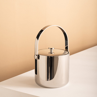 欧式不锈钢冰桶 提手带盖子冰桶创意红酒桶冰啤酒桶样板房装饰品|ms