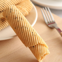 Egg rolls, egg puffs, wholesale breakfast meal replacement, traditional old-fashioned handmade pastries, milk-flavored sesame flavor, one-piece delivery service