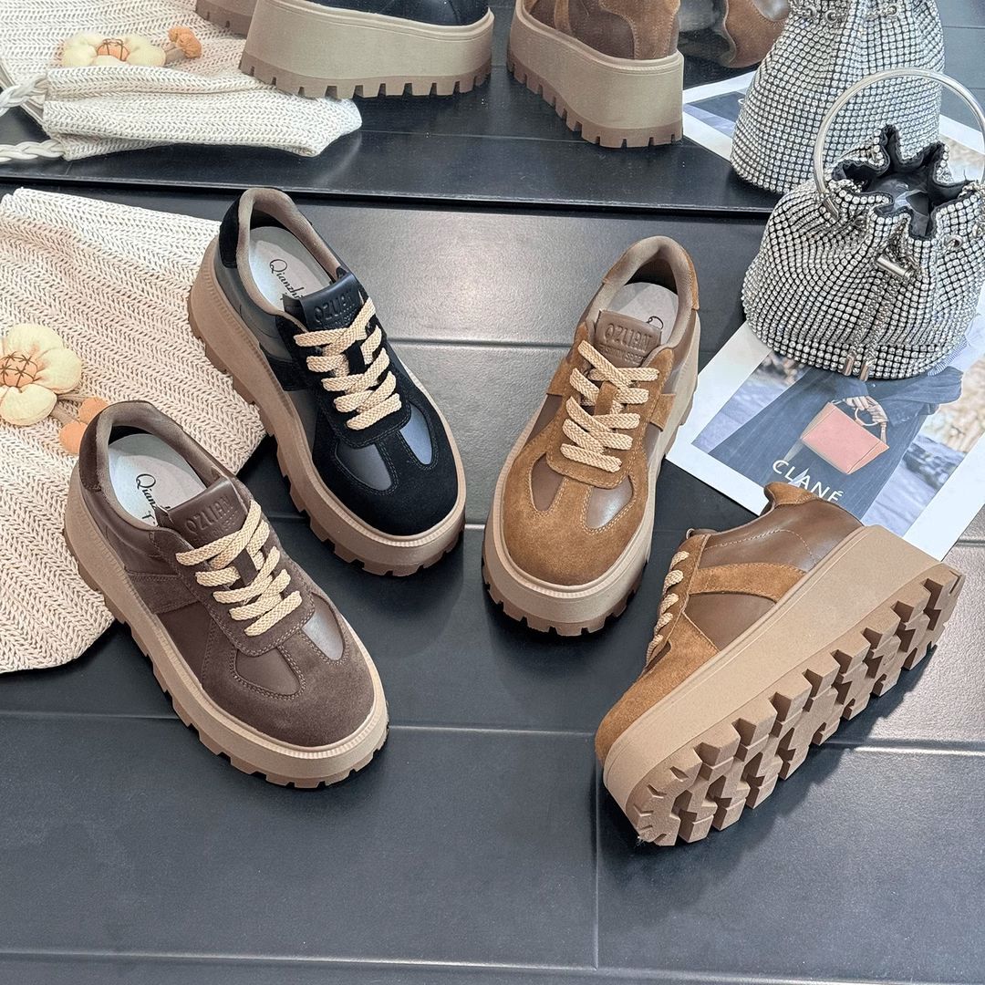 [Tormenta de polvo] Sonido explosivo amor alto 7C2024 principios de otoño nuevos zapatos de mujer de temperamento de moda casual