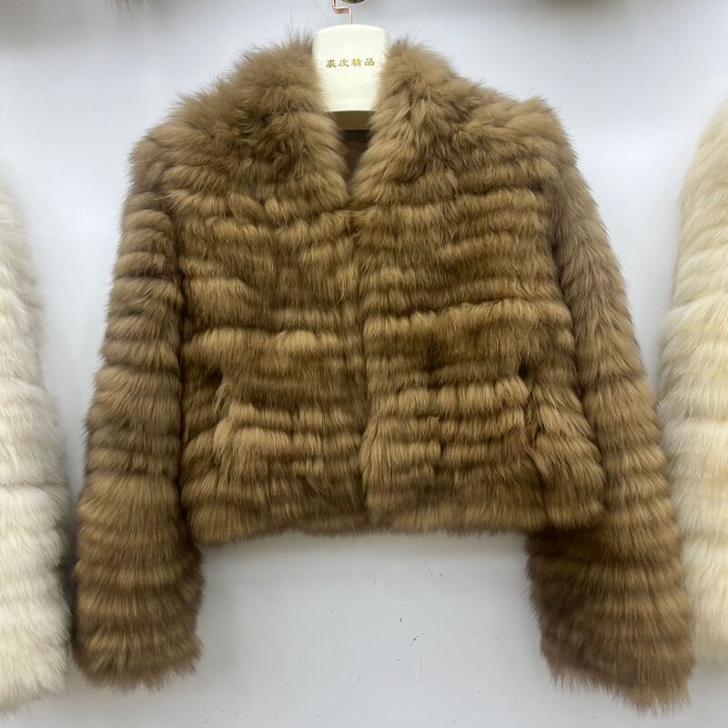 Haining 2026 New Style Fur Coat, Genuine Fox Fur, Young Style, Integrated Fur and Leather, Light Luxury Haining 2026 New Style Fur Coat, Genuine Fox Fur, Young Style, Integrated Fur and Leather, Light Luxury