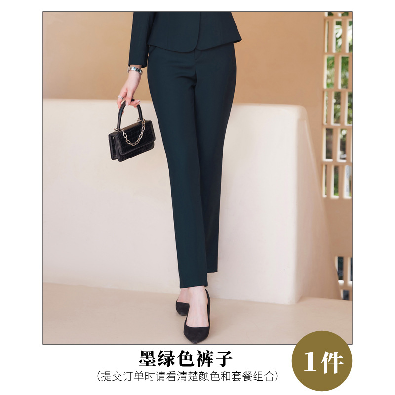 Темно зеленые брюки