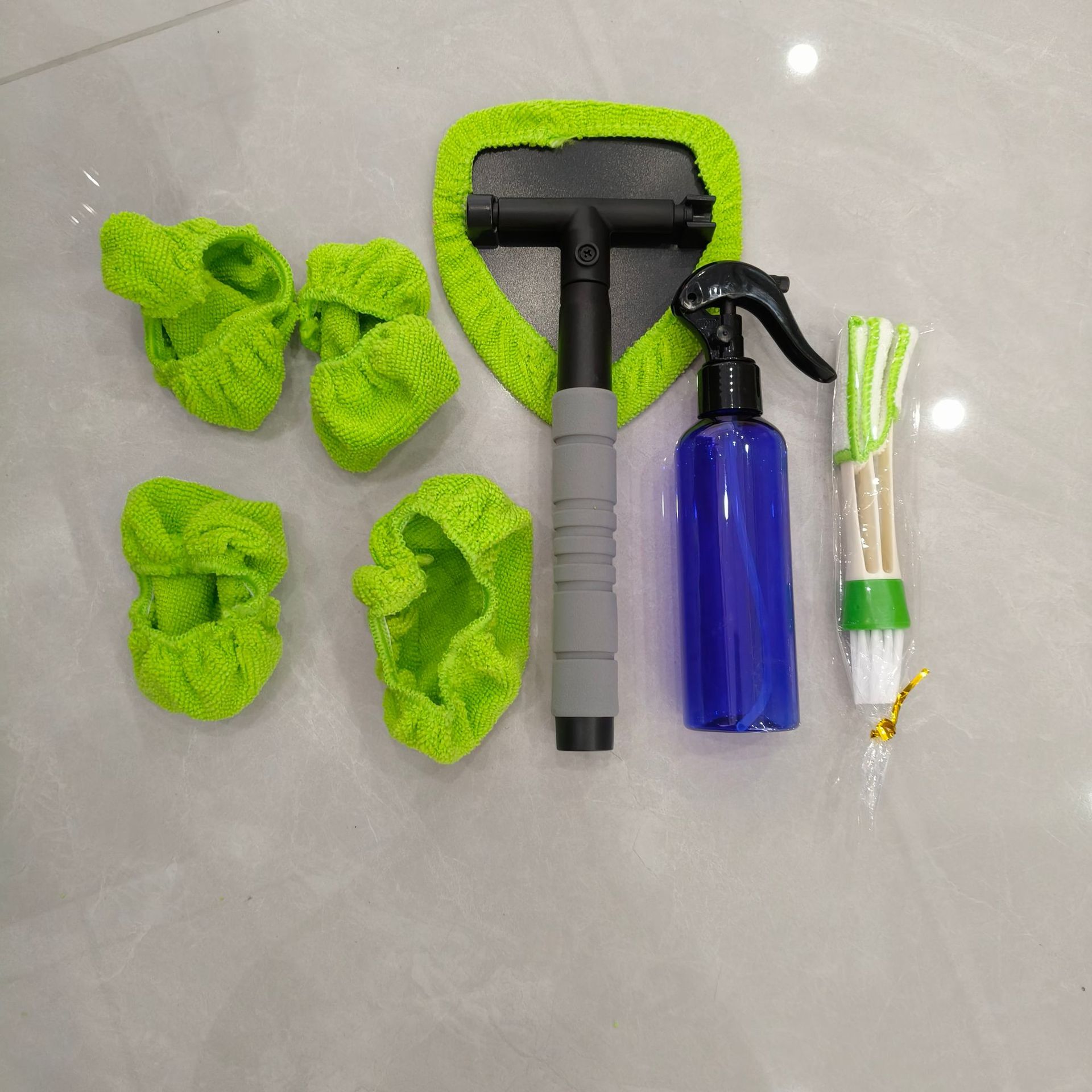 Car windshield cleaning brush, deicer window brush, microfiber car wash window scraper, telescopic rod set