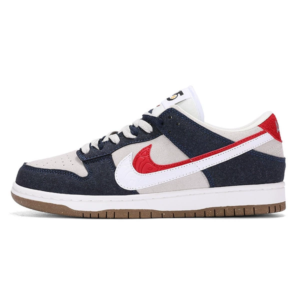 Dunk black and white red