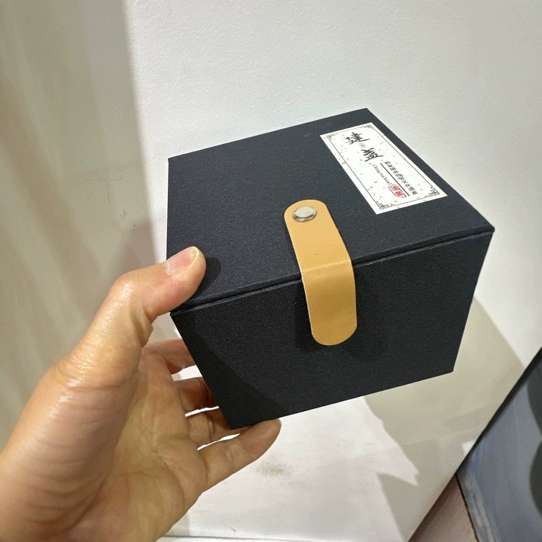 Антикварная шкатулка для чая «Цзяньцзян» в подарочной упаковке с элегантной коробкой из парчи и кисточкой