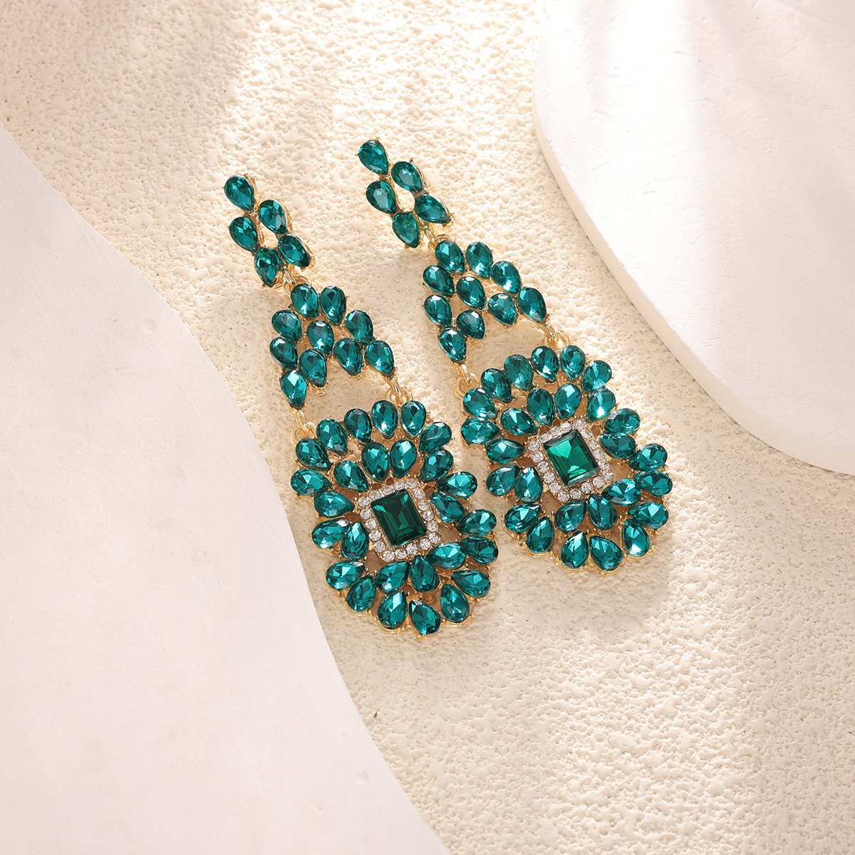 26g Weight Alloy Ear Needle Material Zircon Inlay Material Drop Earrings Classification 1 Pair Quantity Holiday, Daily Occasion Alloy Material Water Droplets Pattern Spring&Summer Season Women's Gender Inlay Design Vacation, Classic Style Style 1 Pair Vacation Classic Style Water Droplets Inlay Alloy Zircon Drop Earrings 12