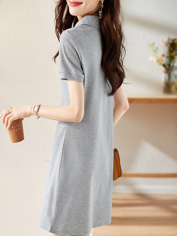 Đầm suông nữ midi phong cách thể thao Hàn Quốc, chữ thêu, màu xám — màu xám