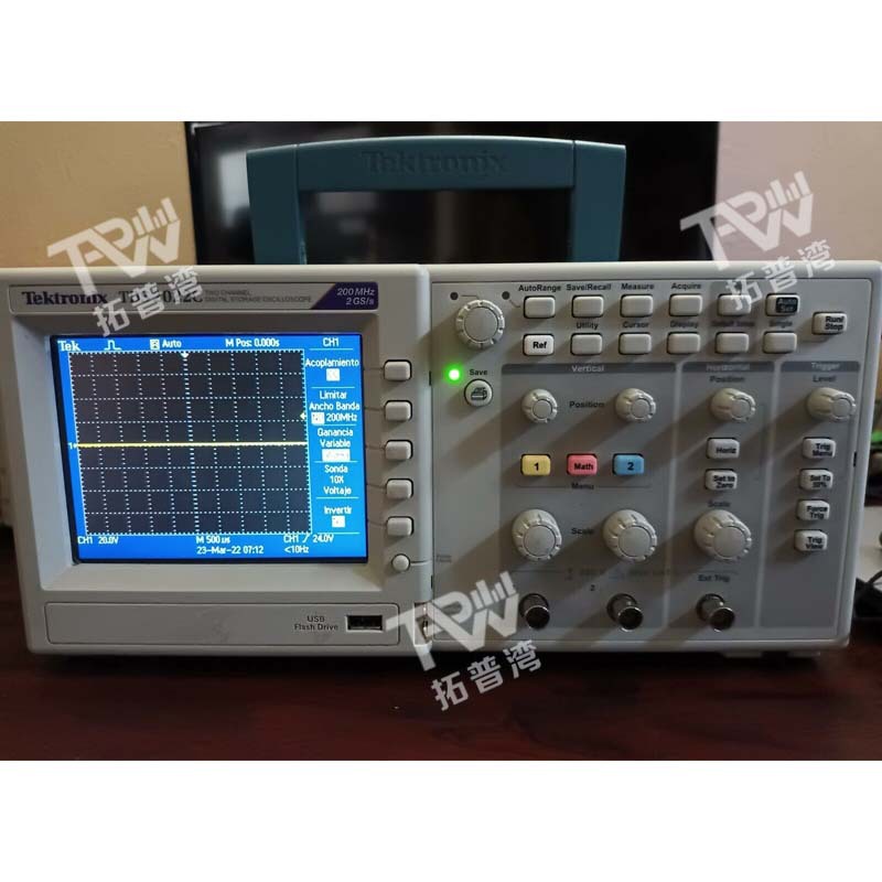 Tektronix 泰克 TDS2022C 数字存储示波器 200MHz 双通道