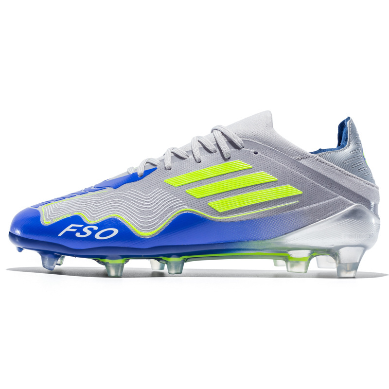 Nuevos zapatos de fútbol transfronterizos AG clavos hombres y mujeres clavos triturados entrenamiento anti-desgaste juvenil comercio exterior zapatos de fútbol