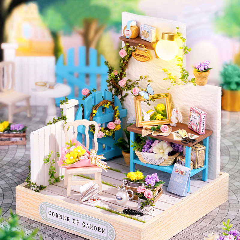 Zhiquwu DIY Miniature House Handmade Mini House Children's Girls' Toy Activity School Birthday Gift Model